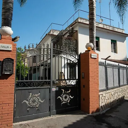 Canelli House ベッド・アンド・ブレックファスト カステッランマーレ・ディ・スタービア