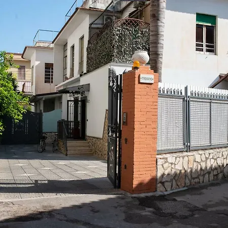 Bed & Breakfast Canelli House